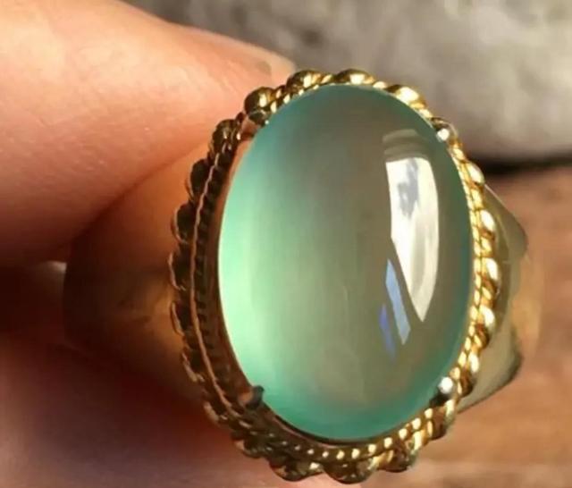 包含戒面翡翠价格的词条-第3张图片-翡翠网 包含戒面翡翠价格的词条-第3张图片-翡翠网