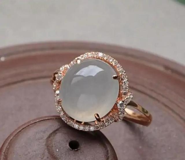 包含戒面翡翠价格的词条-第4张图片-翡翠网 包含戒面翡翠价格的词条-第4张图片-翡翠网