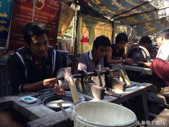 红牛真假翡翠知识,2019红牛真假官方鉴别-第47张图片-翡翠网 红牛真假翡翠知识,2019红牛真假官方鉴别-第47张图片-翡翠网