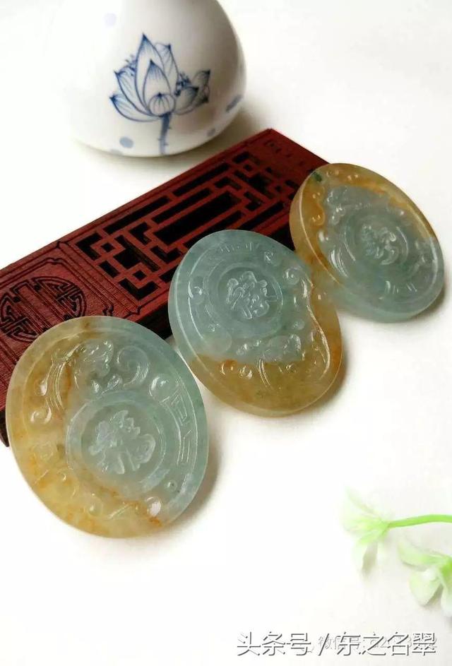 翡翠的制作过程冰红翡翠原石制作过程-第11张图片-翡翠网 翡翠的制作过程冰红翡翠原石制作过程-第11张图片-翡翠网