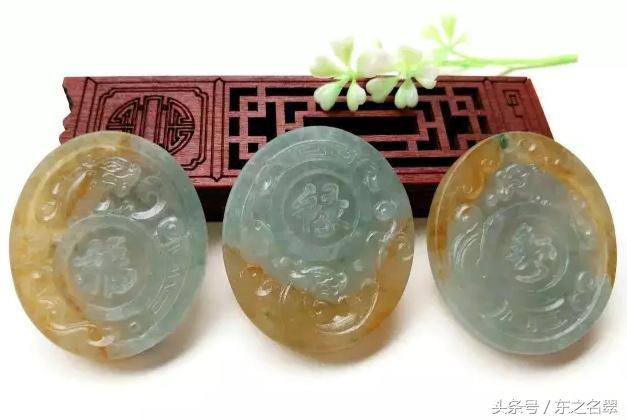 翡翠的制作过程冰红翡翠原石制作过程-第14张图片-翡翠网 翡翠的制作过程冰红翡翠原石制作过程-第14张图片-翡翠网