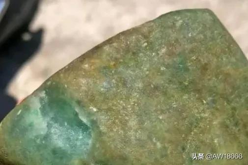 弥漫场口翡翠原石翡翠原石口-第18张图片-翡翠网 弥漫场口翡翠原石翡翠原石口-第18张图片-翡翠网