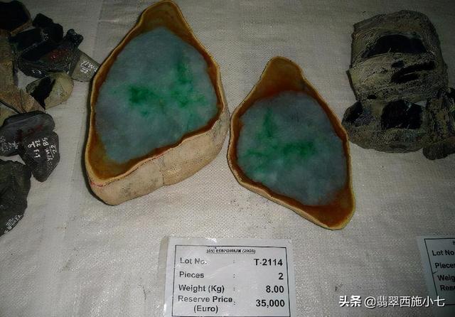 翡翠原石鉴定方法,怎样判断石头是不是翡翠-第5张图片-翡翠网 翡翠原石鉴定方法,怎样判断石头是不是翡翠-第5张图片-翡翠网