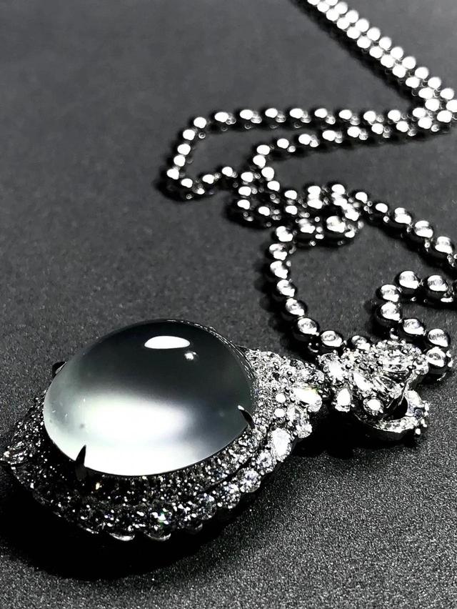 关于深圳玻璃种翡翠原石玉石毛料的信息-第1张图片-翡翠网 关于深圳玻璃种翡翠原石玉石毛料的信息-第1张图片-翡翠网