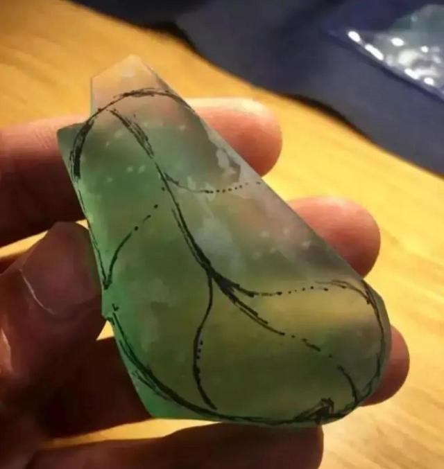 木纳翡翠原石啤酒的简单介绍-第3张图片-翡翠网 木纳翡翠原石啤酒的简单介绍-第3张图片-翡翠网