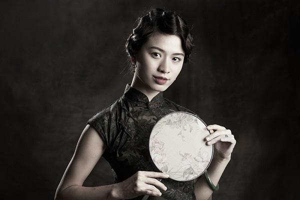 穿搭颜色搭配翡翠知识分享穿搭-第10张图片-翡翠网 穿搭颜色搭配翡翠知识分享穿搭-第10张图片-翡翠网