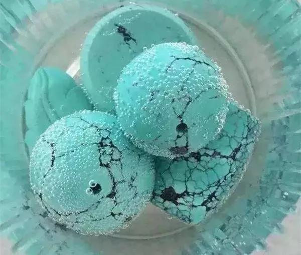 翡翠的鉴别方法水泡的简单介绍-第5张图片-翡翠网 翡翠的鉴别方法水泡的简单介绍-第5张图片-翡翠网