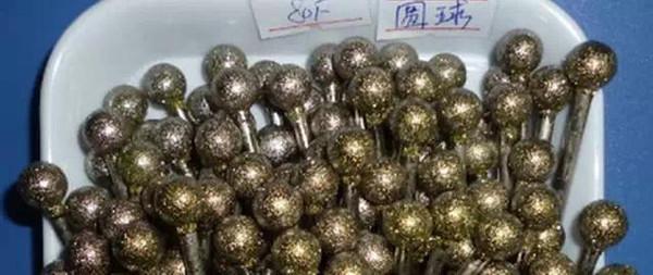 包含带原石的翡翠设备的词条-第14张图片-翡翠网 包含带原石的翡翠设备的词条-第14张图片-翡翠网