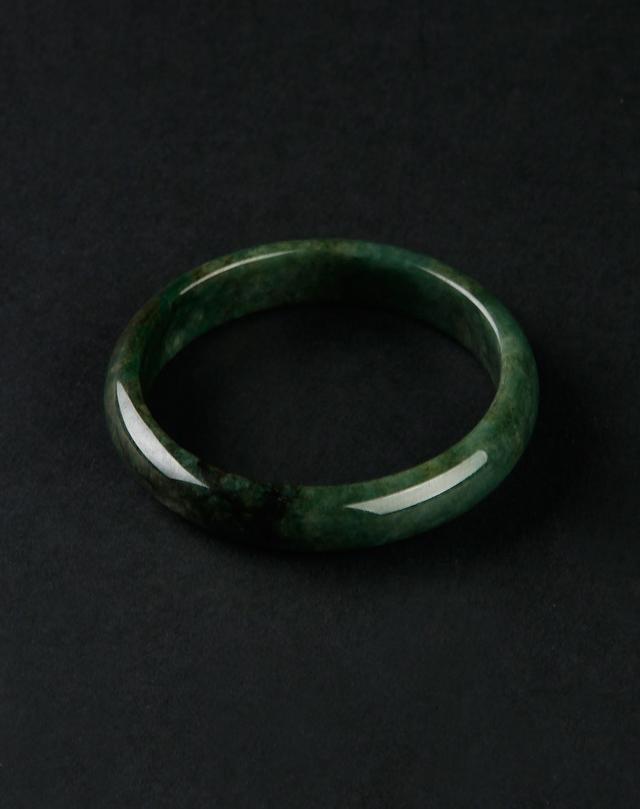 关于翡翠绿色知识讲堂的信息-第4张图片-翡翠网 关于翡翠绿色知识讲堂的信息-第4张图片-翡翠网