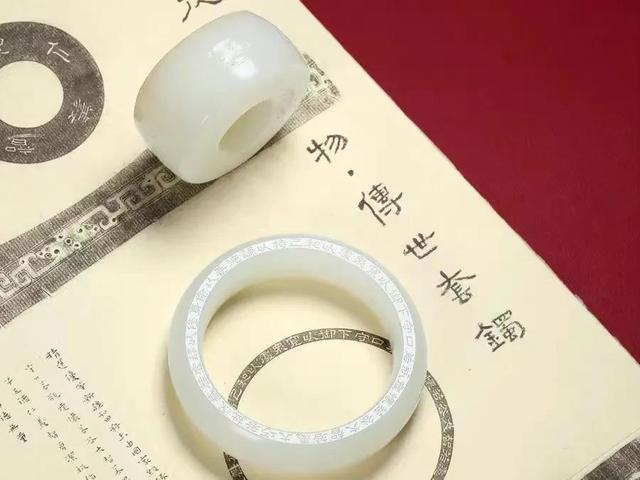 老琉璃手镯近期成交价格,翡翠手镯成交价格-第6张图片-翡翠网 老琉璃手镯近期成交价格,翡翠手镯成交价格-第6张图片-翡翠网