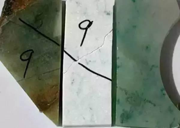 b货翡翠价格的简单介绍-第6张图片-翡翠网 b货翡翠价格的简单介绍-第6张图片-翡翠网