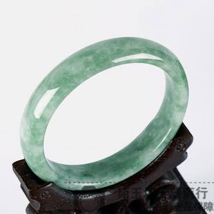 关于石缘翡翠手镯批发的信息-第2张图片-翡翠网 关于石缘翡翠手镯批发的信息-第2张图片-翡翠网