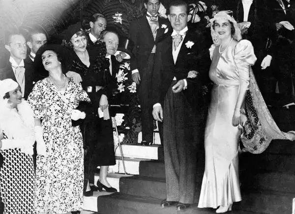 翡翠串珠价格,翡翠珠子怎么穿-第13张图片-翡翠网 翡翠串珠价格,翡翠珠子怎么穿-第13张图片-翡翠网