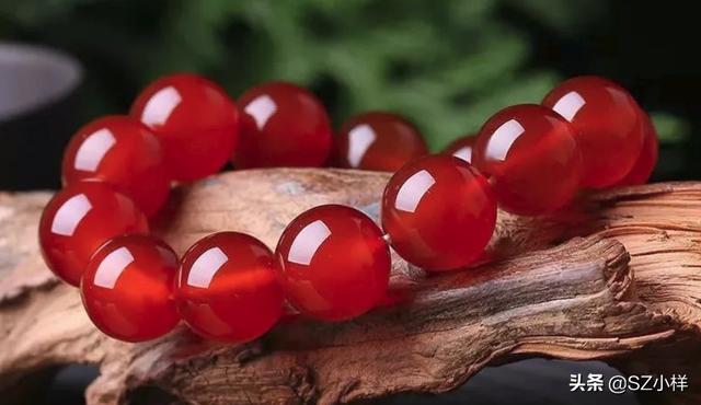 优化的翡翠手镯对人体有害吗,酸洗过的翡翠怎么辨别-第4张图片-翡翠网 优化的翡翠手镯对人体有害吗,酸洗过的翡翠怎么辨别-第4张图片-翡翠网