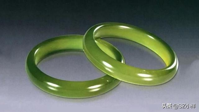 优化的翡翠手镯对人体有害吗,酸洗过的翡翠怎么辨别-第9张图片-翡翠网 优化的翡翠手镯对人体有害吗,酸洗过的翡翠怎么辨别-第9张图片-翡翠网