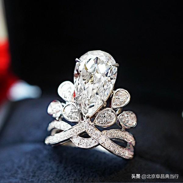 5000钻戒卖了值多少钱,1万元钻戒能典当多少钱-第2张图片-翡翠网 5000钻戒卖了值多少钱,1万元钻戒能典当多少钱-第2张图片-翡翠网