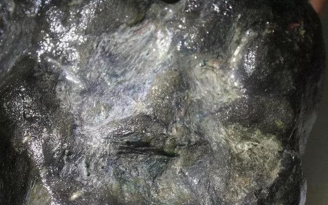 翡翠原石什么料最好翡翠黑料原石种类-第20张图片-翡翠网 翡翠原石什么料最好翡翠黑料原石种类-第20张图片-翡翠网