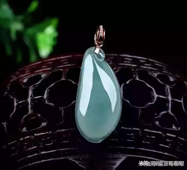 关于冰种翡翠福瓜价格的信息-第1张图片-翡翠网 关于冰种翡翠福瓜价格的信息-第1张图片-翡翠网