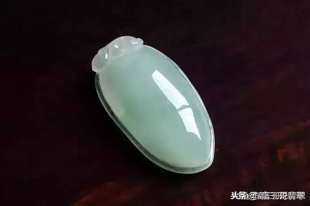 关于冰种翡翠福瓜价格的信息-第4张图片-翡翠网 关于冰种翡翠福瓜价格的信息-第4张图片-翡翠网