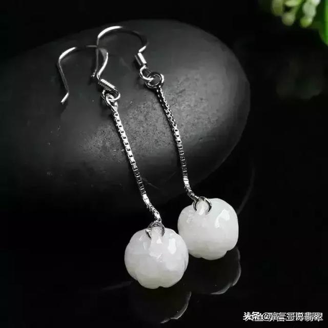 关于冰种翡翠福瓜价格的信息-第7张图片-翡翠网 关于冰种翡翠福瓜价格的信息-第7张图片-翡翠网