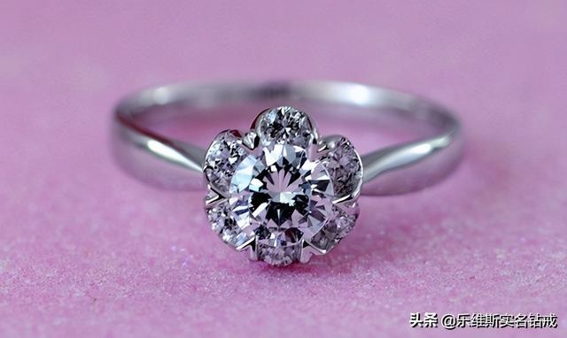 三十分的钻石值多少钱,30分和50分钻戒图-第2张图片-翡翠网 三十分的钻石值多少钱,30分和50分钻戒图-第2张图片-翡翠网