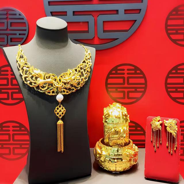 品牌耳钉排行榜前十名珠宝品牌-第2张图片-翡翠网 品牌耳钉排行榜前十名珠宝品牌-第2张图片-翡翠网