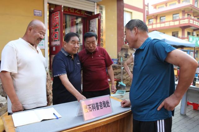 翡翠原石批发,淄博正冰翡翠原石批发市场-第6张图片-翡翠网 翡翠原石批发,淄博正冰翡翠原石批发市场-第6张图片-翡翠网