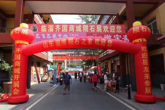 翡翠原石批发,淄博正冰翡翠原石批发市场-第33张图片-翡翠网 翡翠原石批发,淄博正冰翡翠原石批发市场-第33张图片-翡翠网