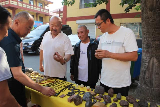 翡翠原石批发,淄博正冰翡翠原石批发市场-第34张图片-翡翠网 翡翠原石批发,淄博正冰翡翠原石批发市场-第34张图片-翡翠网