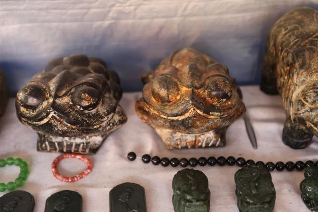 翡翠原石批发,淄博正冰翡翠原石批发市场-第49张图片-翡翠网 翡翠原石批发,淄博正冰翡翠原石批发市场-第49张图片-翡翠网