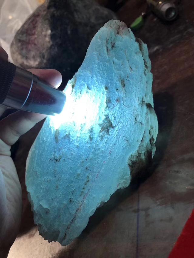 包含翡翠原石物美价廉的词条-第6张图片-翡翠网 包含翡翠原石物美价廉的词条-第6张图片-翡翠网