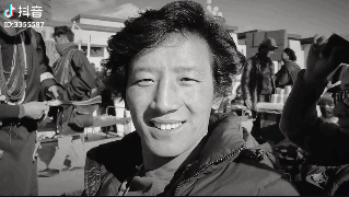 如何制作自己的抖音抖音发-第2张图片-翡翠网 如何制作自己的抖音抖音发-第2张图片-翡翠网