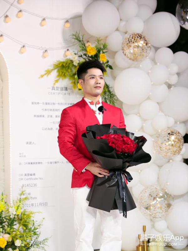 求婚钻戒,求婚钻戒怎么选-第5张图片-翡翠网 求婚钻戒,求婚钻戒怎么选-第5张图片-翡翠网