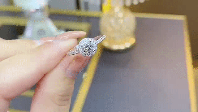 为什么二手钻石不值钱钻石不值钱为何还是买-第5张图片-翡翠网 为什么二手钻石不值钱钻石不值钱为何还是买-第5张图片-翡翠网