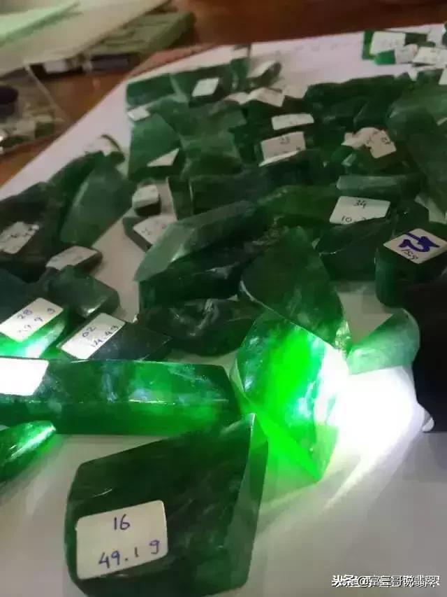 包含喜欢翡翠原石的都是什么老板的词条-第10张图片-翡翠网 包含喜欢翡翠原石的都是什么老板的词条-第10张图片-翡翠网