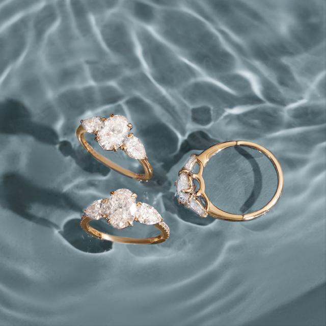 世界十大婚戒品牌,美国钻石品牌排行榜-第11张图片-翡翠网 世界十大婚戒品牌,美国钻石品牌排行榜-第11张图片-翡翠网