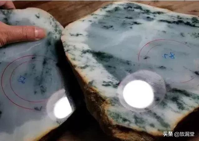 木那翡翠手镯直播视频三种女人不适合戴翡翠-第2张图片-翡翠网 木那翡翠手镯直播视频三种女人不适合戴翡翠-第2张图片-翡翠网