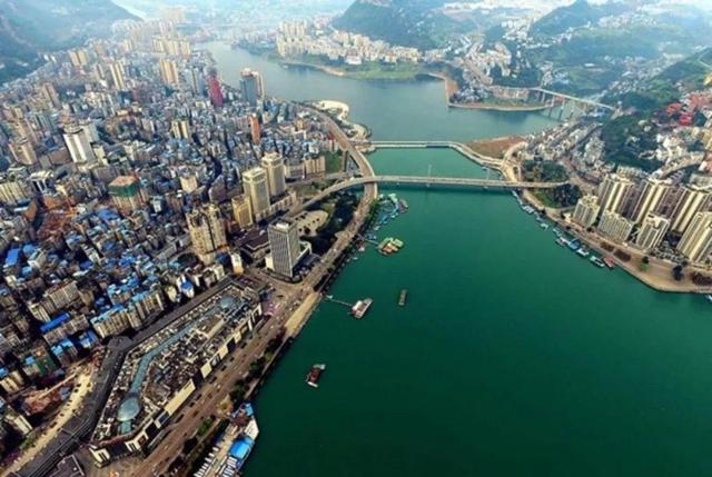 抖音厕所门4s事件抖音马桶门-第1张图片-翡翠网 抖音厕所门4s事件抖音马桶门-第1张图片-翡翠网