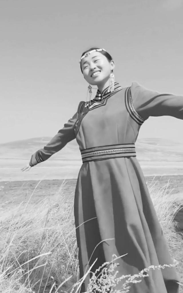 快手草原公主被杀,草原公主被杀案现场-第6张图片-翡翠网 快手草原公主被杀,草原公主被杀案现场-第6张图片-翡翠网