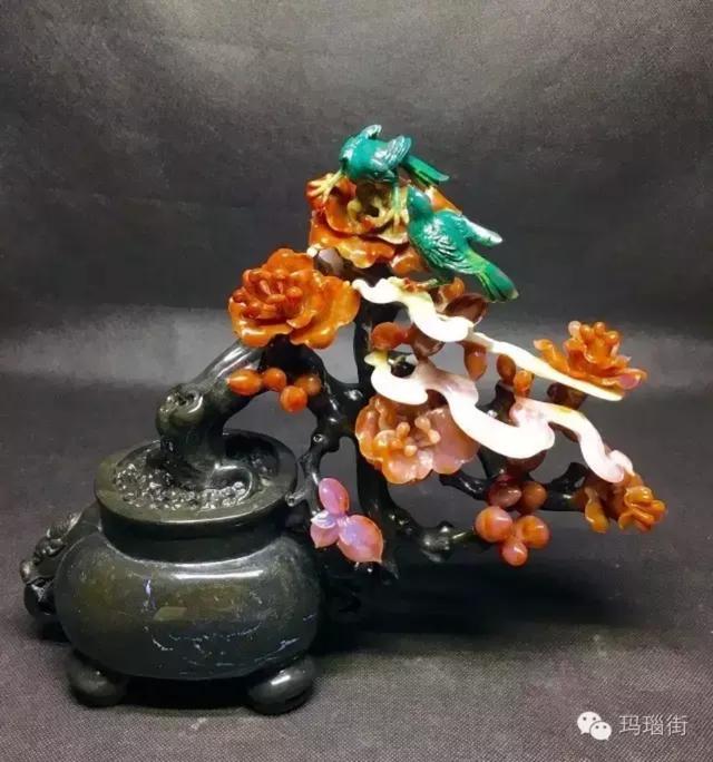 怎么区分玉石和玛瑙玉翡翠玛瑙的原石一样吗-第17张图片-翡翠网 怎么区分玉石和玛瑙玉翡翠玛瑙的原石一样吗-第17张图片-翡翠网