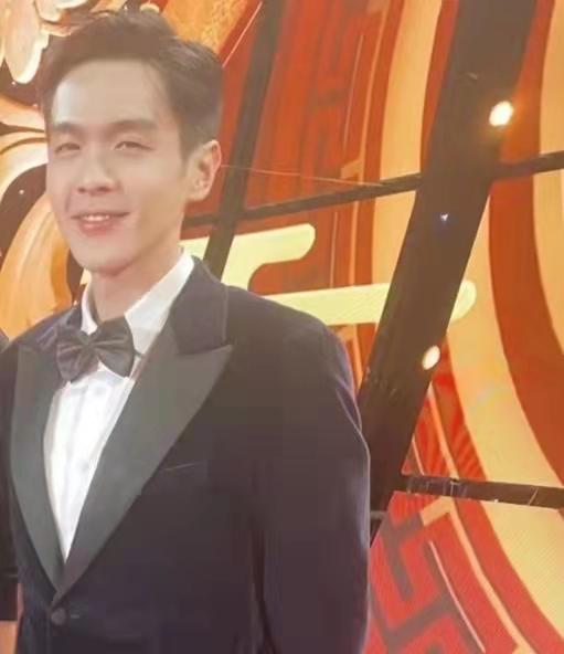 芝童淮秀帮吧,赵雅芝吧-第13张图片-翡翠网 芝童淮秀帮吧,赵雅芝吧-第13张图片-翡翠网