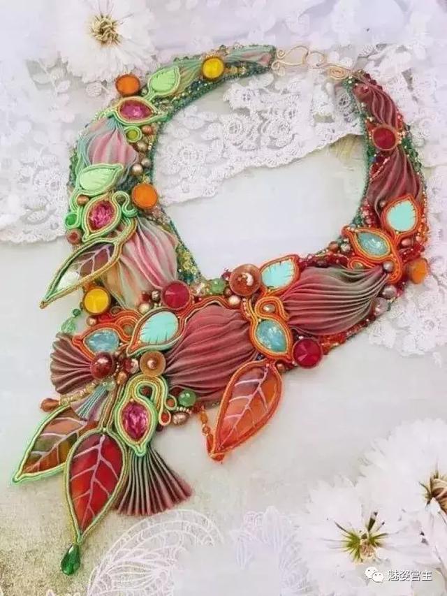 翡翠手镯可以用手盘玩吗翡翠珠子手镯如何盘玩-第9张图片-翡翠网 翡翠手镯可以用手盘玩吗翡翠珠子手镯如何盘玩-第9张图片-翡翠网