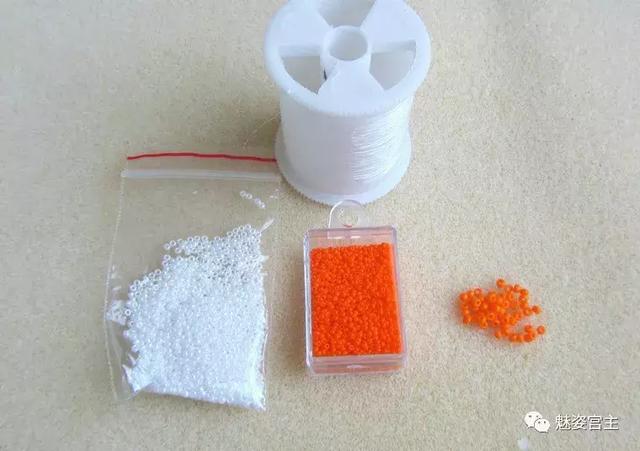 翡翠手镯可以用手盘玩吗翡翠珠子手镯如何盘玩-第26张图片-翡翠网 翡翠手镯可以用手盘玩吗翡翠珠子手镯如何盘玩-第26张图片-翡翠网