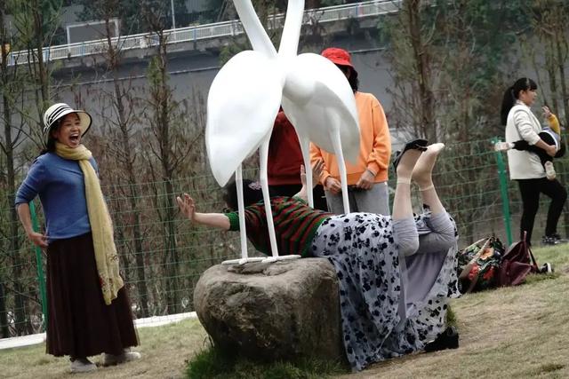 富二代f2抖音app苹果富二代f2d9app入口链接-第9张图片-翡翠网 富二代f2抖音app苹果富二代f2d9app入口链接-第9张图片-翡翠网