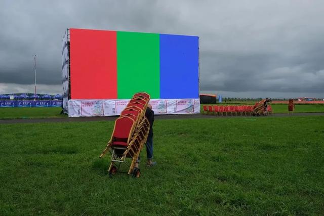 富二代f2抖音app苹果富二代f2d9app入口链接-第28张图片-翡翠网 富二代f2抖音app苹果富二代f2d9app入口链接-第28张图片-翡翠网