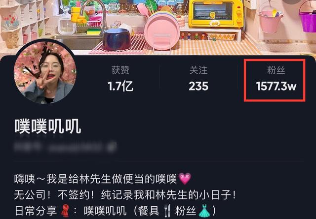 豪华钻石戒指,结婚的钻戒大概花多少钱-第12张图片-翡翠网 豪华钻石戒指,结婚的钻戒大概花多少钱-第12张图片-翡翠网