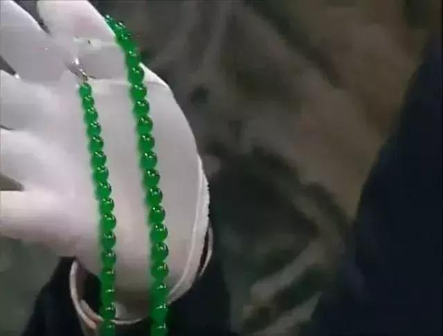 翡翠原石65公斤翡翠原石的价位-第2张图片-翡翠网 翡翠原石65公斤翡翠原石的价位-第2张图片-翡翠网