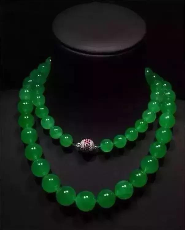 翡翠原石65公斤翡翠原石的价位-第8张图片-翡翠网 翡翠原石65公斤翡翠原石的价位-第8张图片-翡翠网