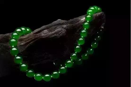 翡翠原石65公斤翡翠原石的价位-第11张图片-翡翠网 翡翠原石65公斤翡翠原石的价位-第11张图片-翡翠网