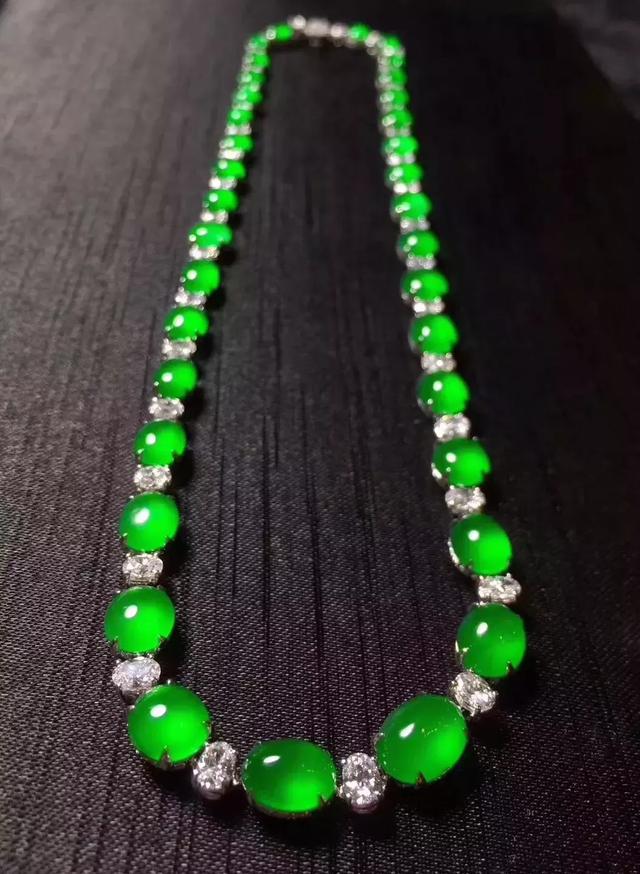 翡翠原石65公斤翡翠原石的价位-第13张图片-翡翠网 翡翠原石65公斤翡翠原石的价位-第13张图片-翡翠网